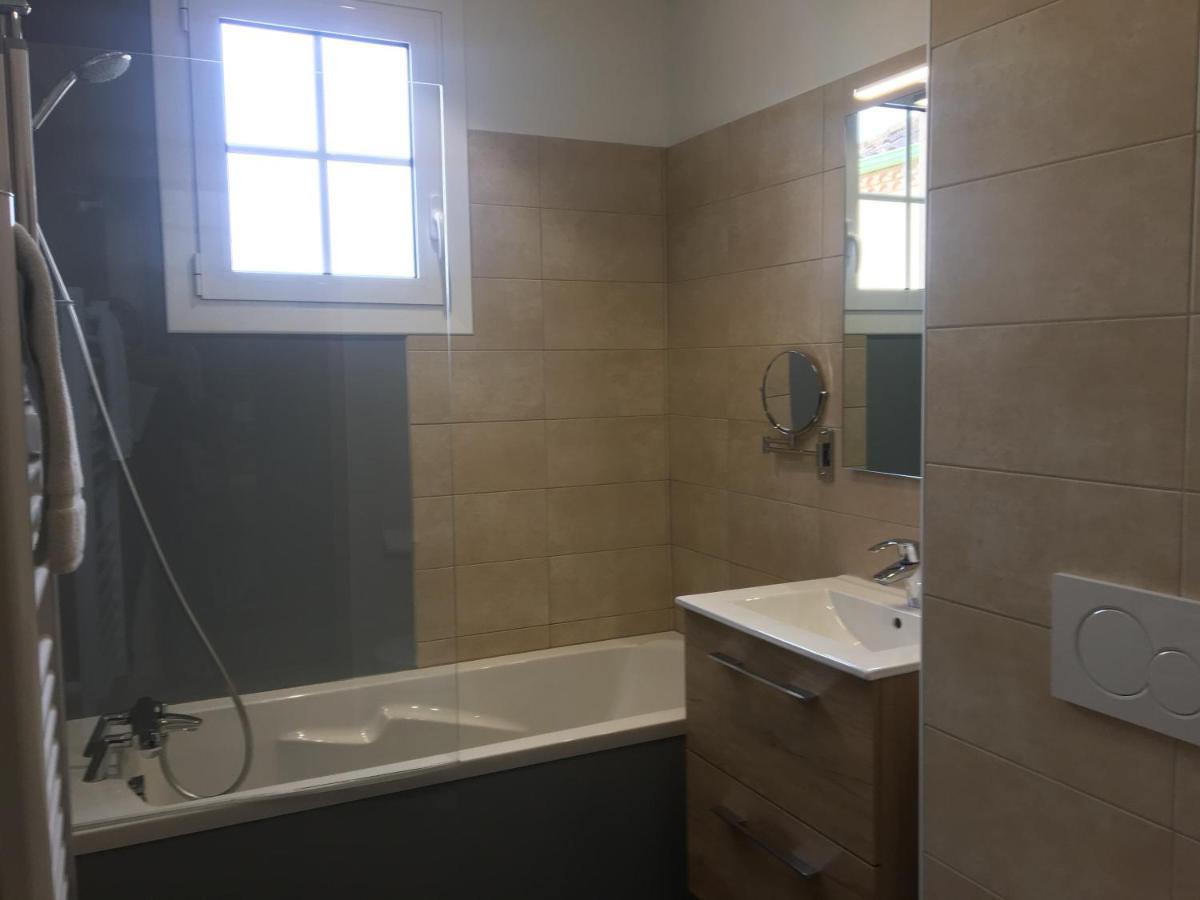 Logis Hotel Restaurant Spa Les Balcons De L'Esperance Limeuil Exteriör bild